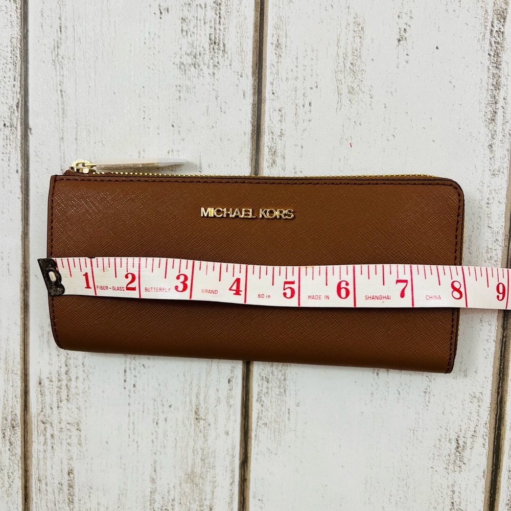Michael Kors Saffiano Leather Quarter Zip Wallet Luggage Brown - Picture 8 of 9